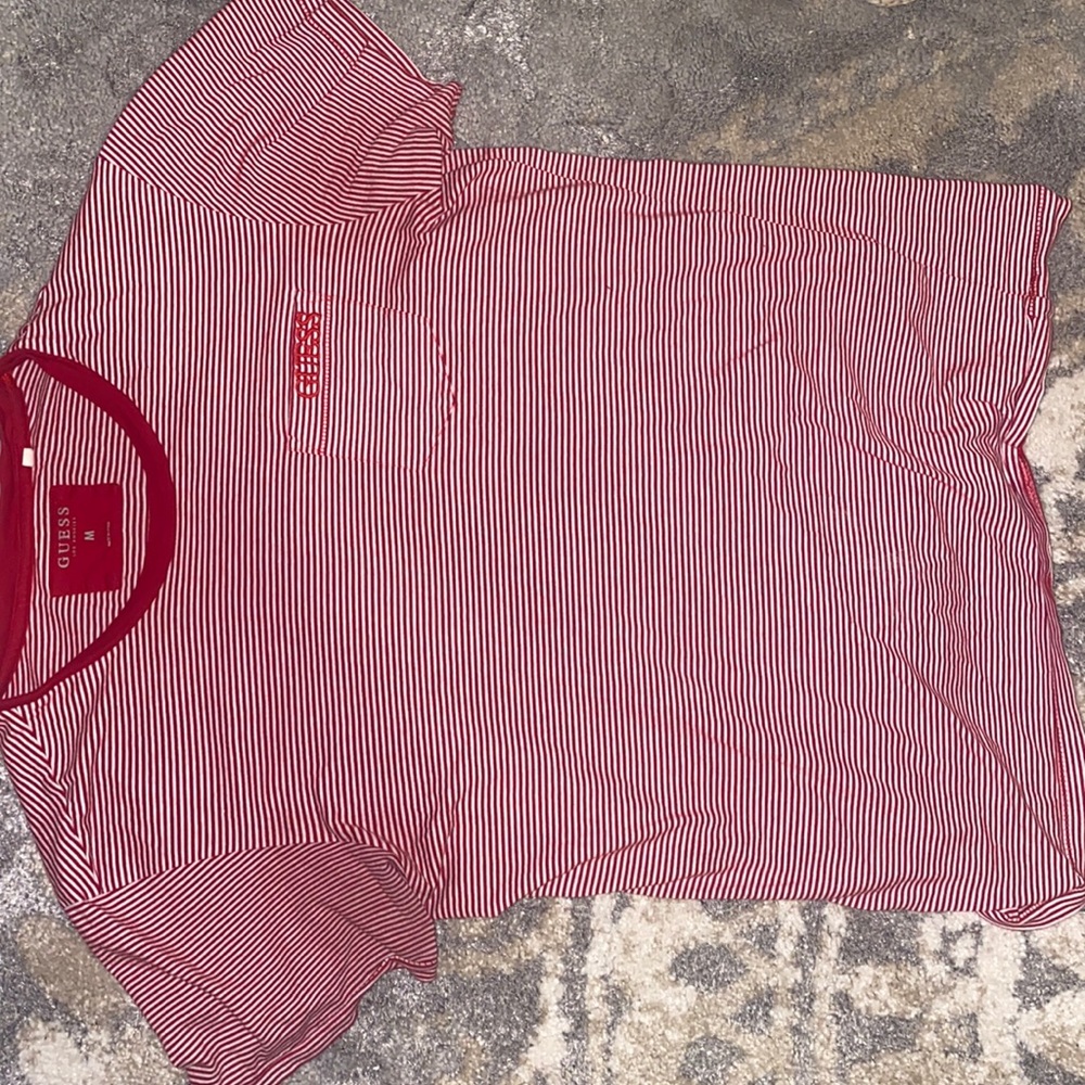 Guess t-shirt